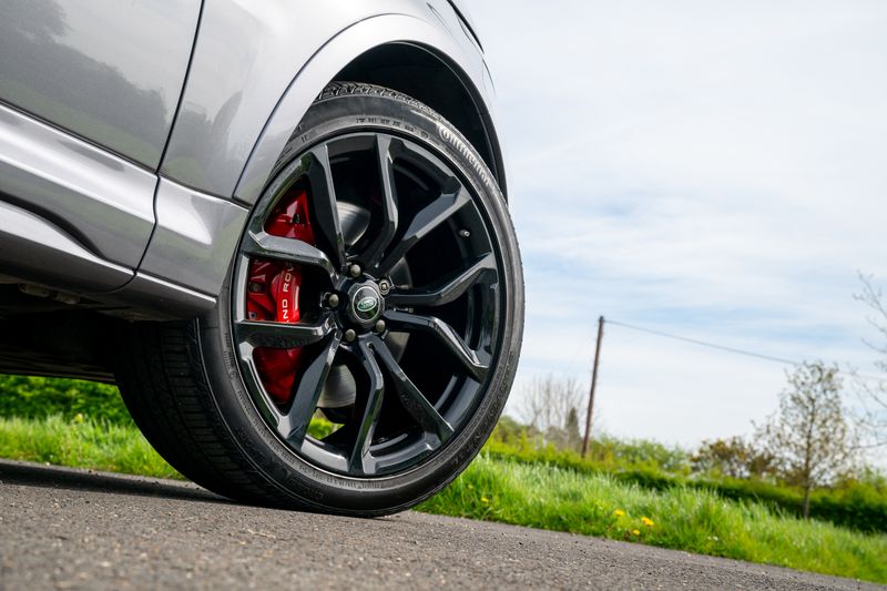 Range Rover Sport SVR Carbon Edition