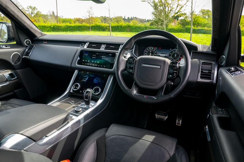 Range Rover Sport SVR Carbon Edition