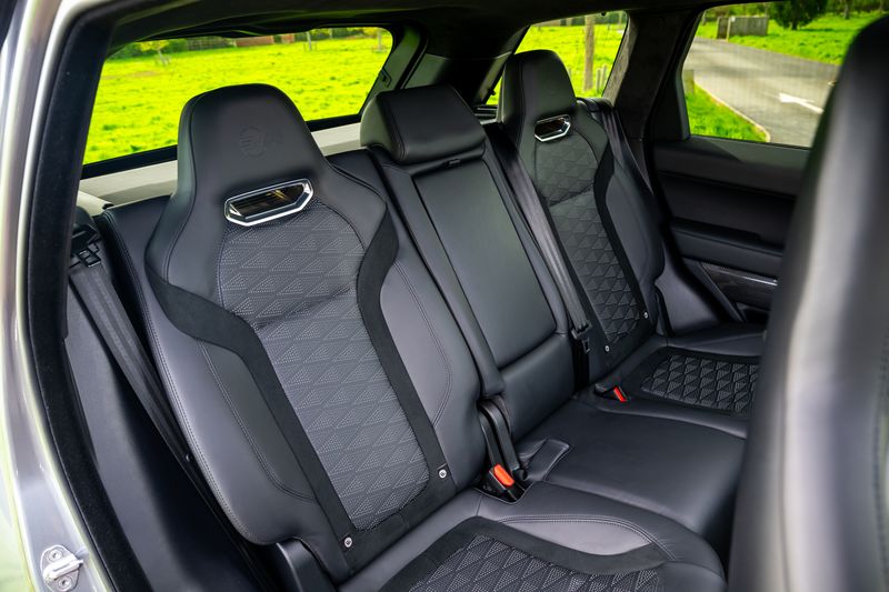 Range Rover Sport SVR Carbon Edition