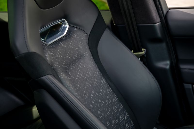 Range Rover Sport SVR Carbon Edition