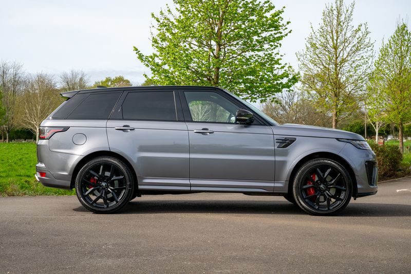 Range Rover Sport SVR Carbon Edition