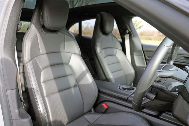 Porsche Taycan 4S Cross Turismo - VAT Qualifying