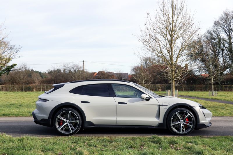 Porsche Taycan 4S Cross Turismo - VAT Qualifying