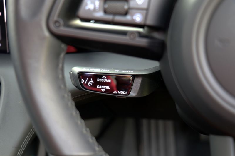 Porsche Taycan 4S Cross Turismo - VAT Qualifying