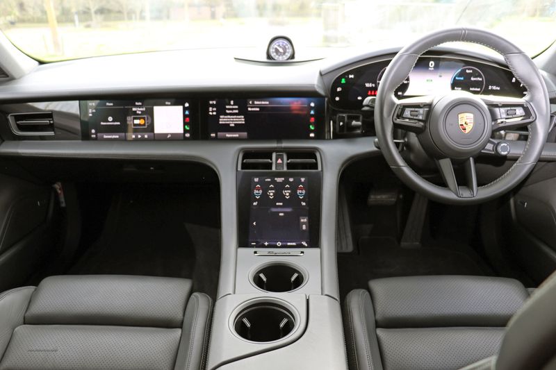 Porsche Taycan 4S Cross Turismo - VAT Qualifying