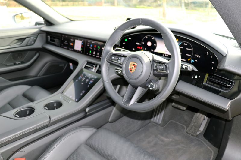 Porsche Taycan 4S Cross Turismo - VAT Qualifying