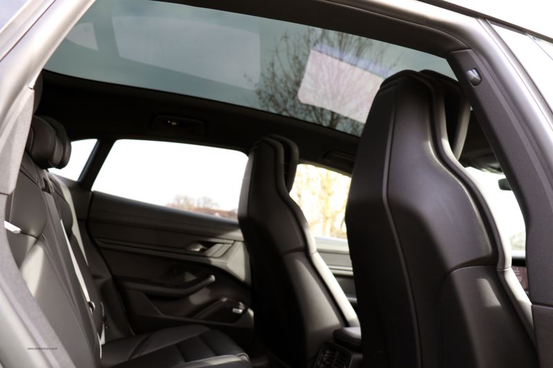 Porsche Taycan 4S Cross Turismo - VAT Qualifying