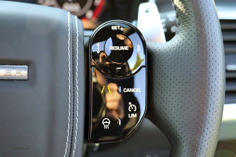 Range Rover Sport SVR 5.0 V8