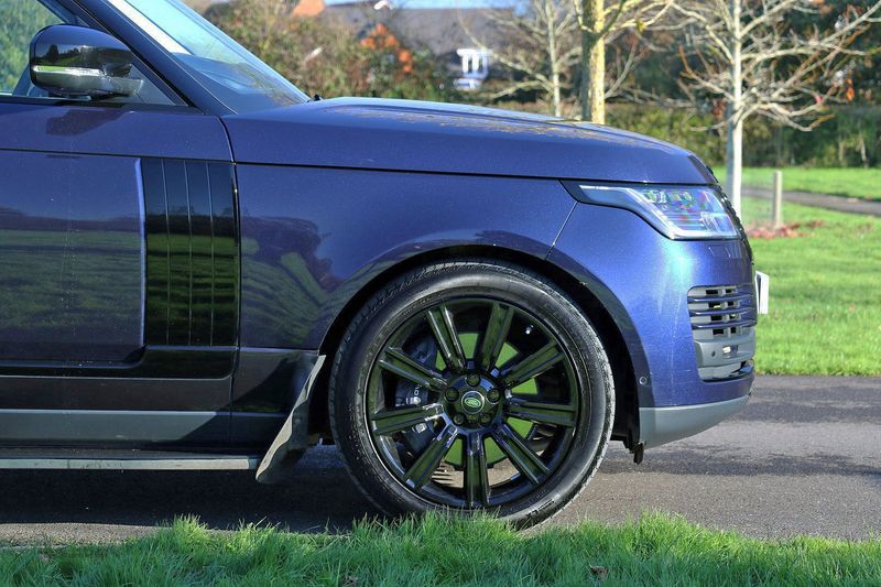 Range Rover Vogue SE P400 Hybrid
