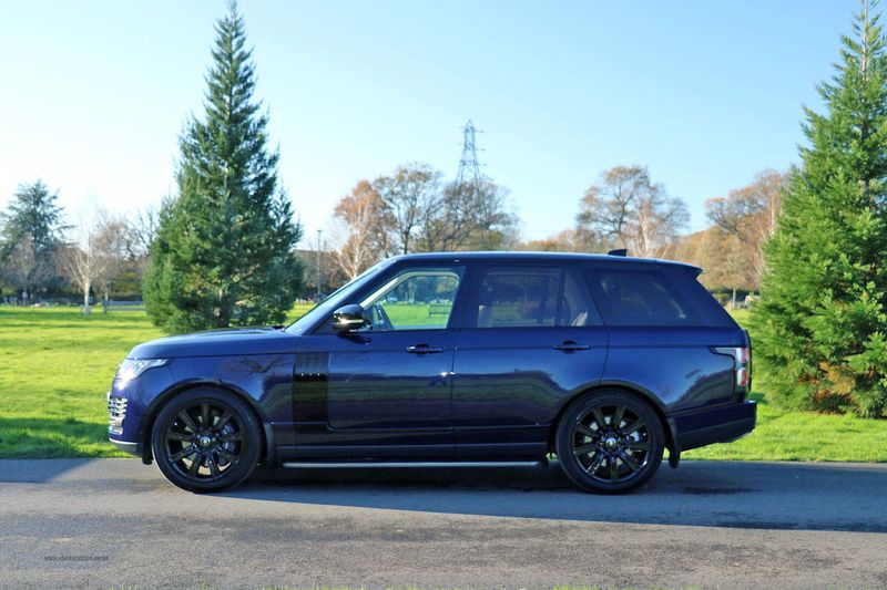 Range Rover Vogue SE P400 Hybrid