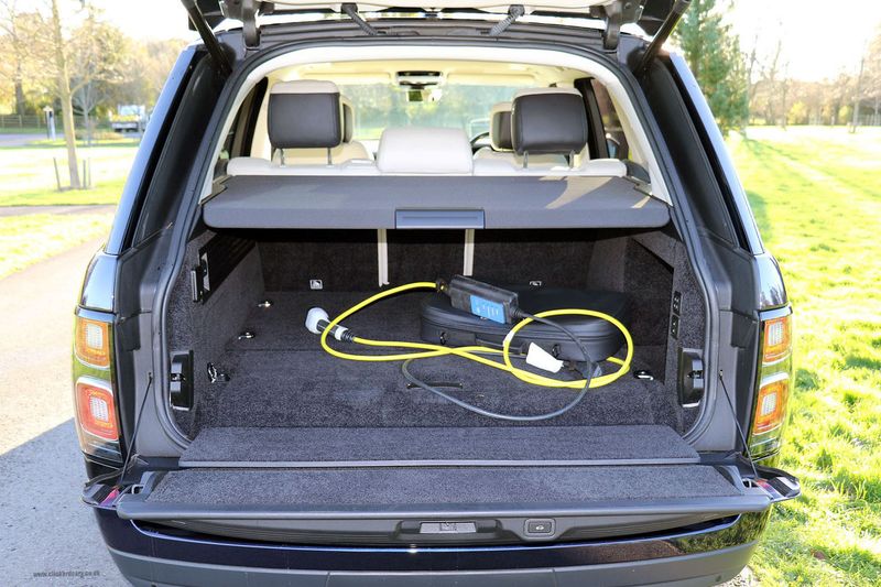 Range Rover Vogue SE P400 Hybrid