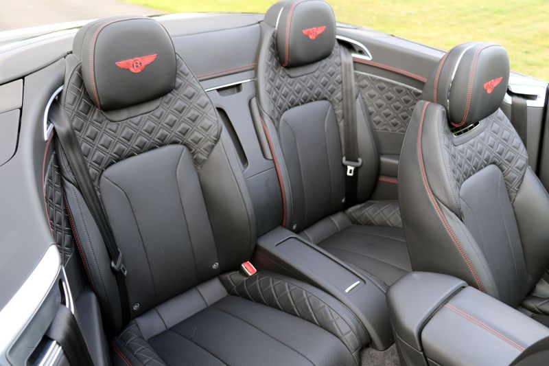 Bentley Continental GTC 635