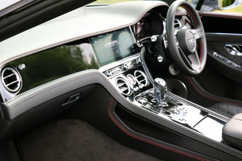 Bentley Continental GTC 635