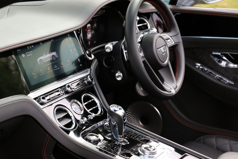 Bentley Continental GTC 635