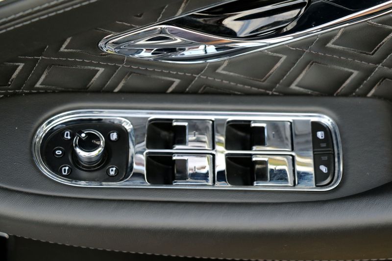 Bentley Continental GTC 635