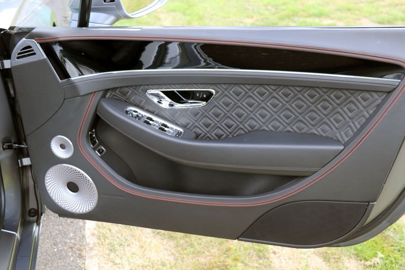 Bentley Continental GTC 635