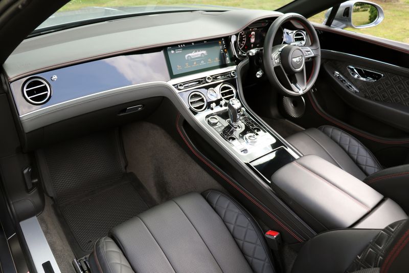 Bentley Continental GTC 635