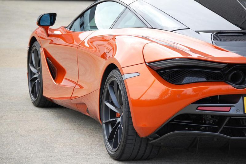 McLaren 720S Performance