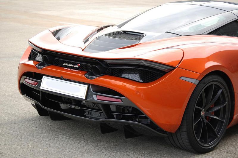 McLaren 720S Performance