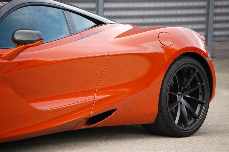 McLaren 720S Performance