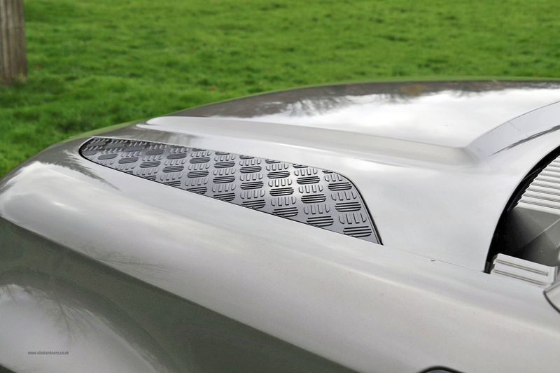 Landrover Defender D250 3.0 MHEV X-Dynamic S Automatic