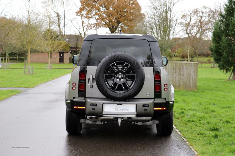 Landrover Defender D250 3.0 MHEV X-Dynamic S Automatic