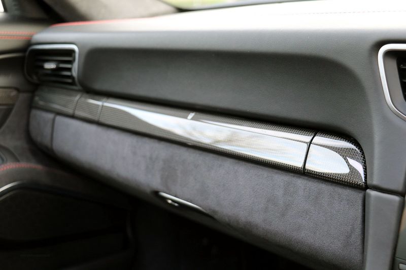 Porsche 911 Carrera GTS