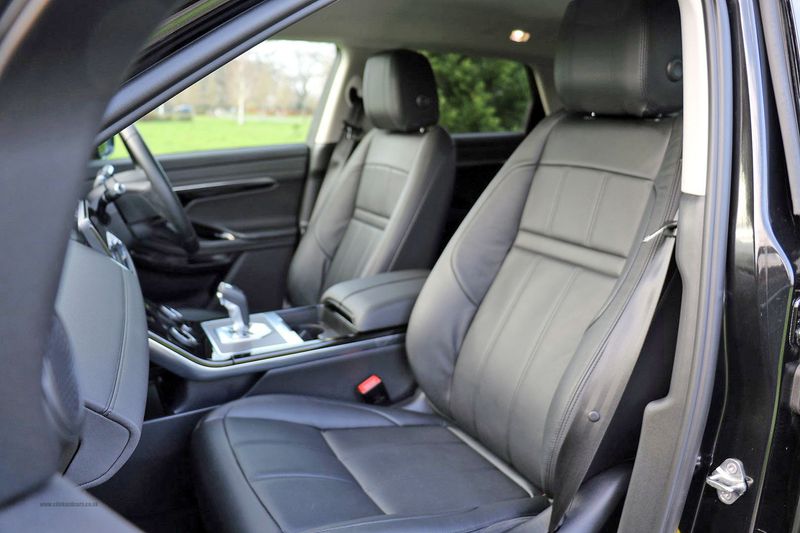 Landrover Discovery Sport 2.0i SE Automatic