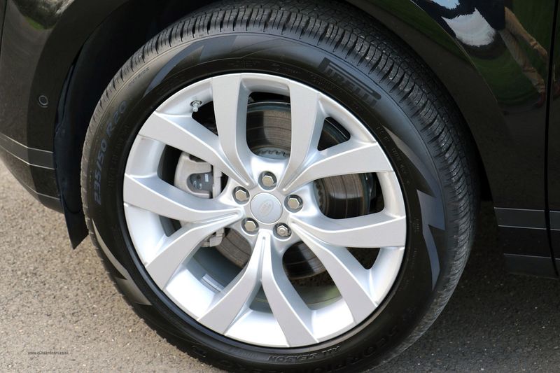 Landrover Discovery Sport 2.0i SE Automatic