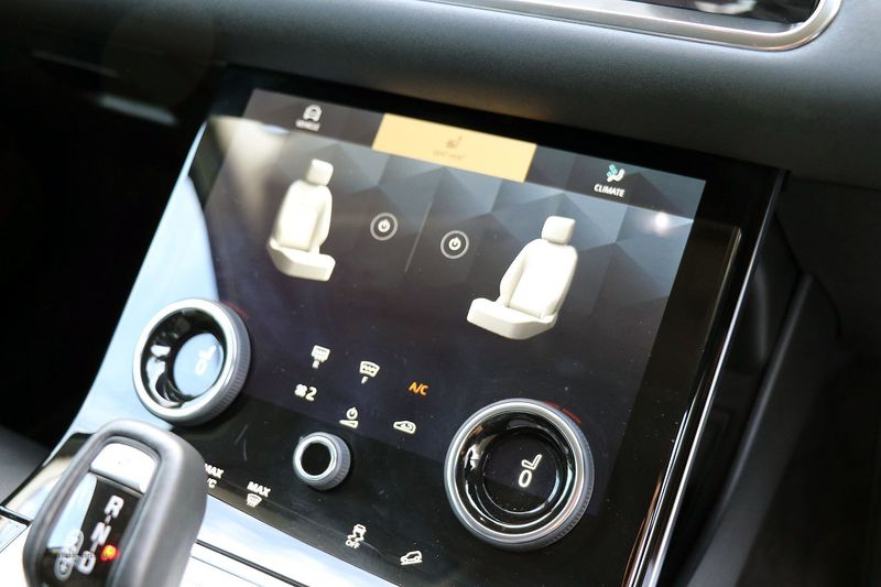 Landrover Discovery Sport 2.0i SE Automatic