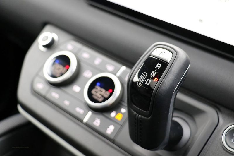 Landrover Defender 110 P400e X-Dynamic HSE VAT Q