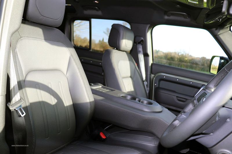 Landrover Defender 110 P400e X-Dynamic HSE VAT Q
