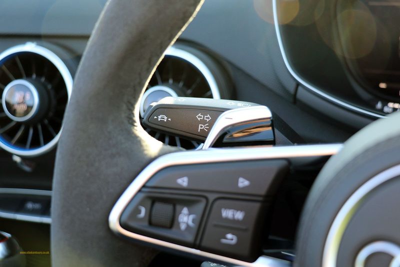 Audi TTRS Quattro 2.5 Sport Edition