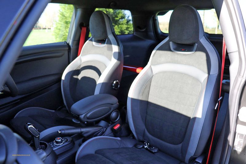 MINI John Cooper Works GP Auto