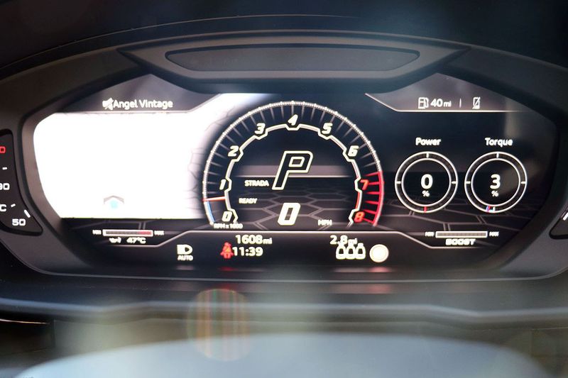 Lamboghini Urus V8 Auto