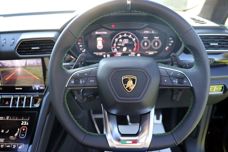 Lamboghini Urus V8 Auto