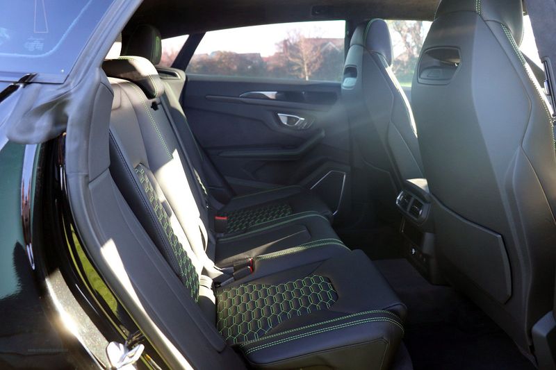 Lamboghini Urus V8 Auto