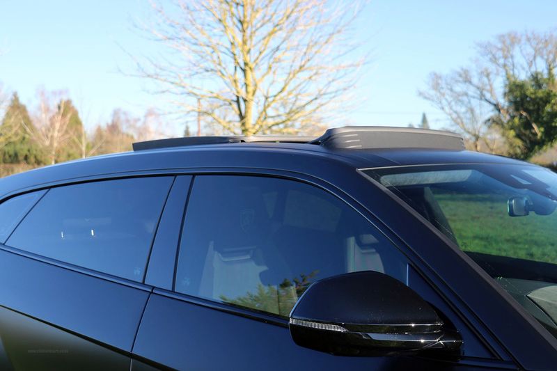 Lamboghini Urus V8 Auto