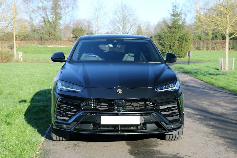 Lamboghini Urus V8 Auto