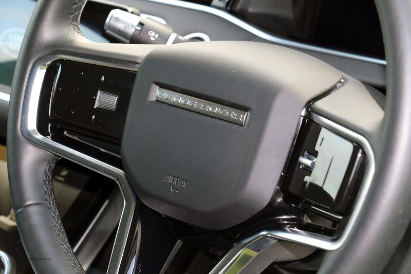 Range Rover Evoque 2.0 P200 MHEV SE Auto