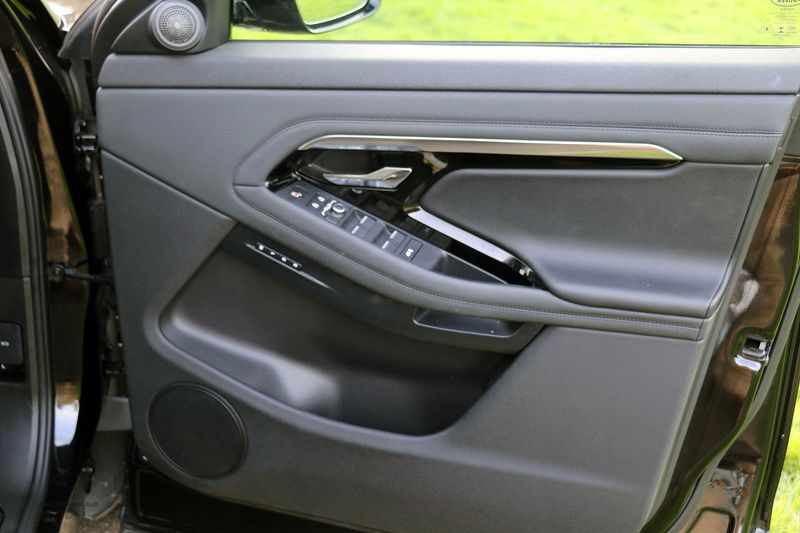 Range Rover Evoque 2.0 P200 MHEV SE Auto