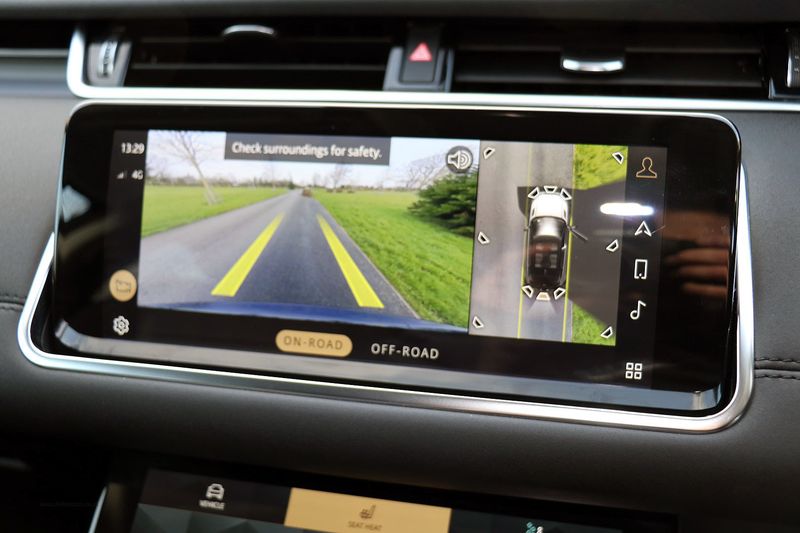 Range Rover Evoque 2.0 P200 MHEV SE Auto