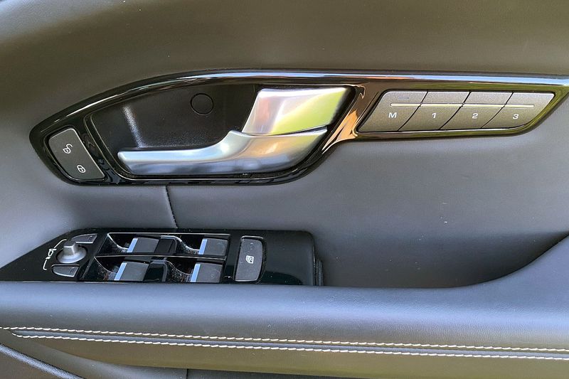 Range Rover Evoque 2.0 Diesel Autobiography Automatic