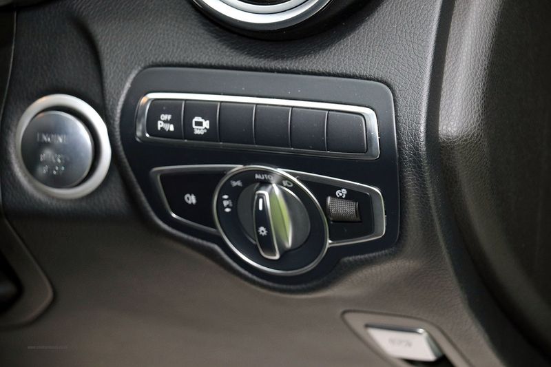 Mercedes GLC350D AMG Line Premium Plus