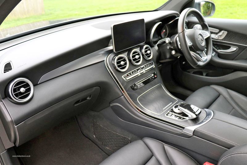 Mercedes GLC350D AMG Line Premium Plus