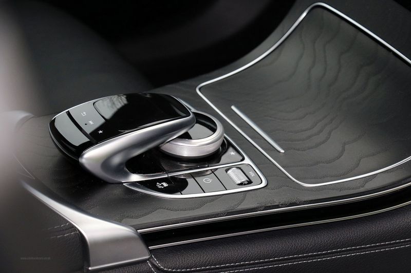 Mercedes GLC350D AMG Line Premium Plus