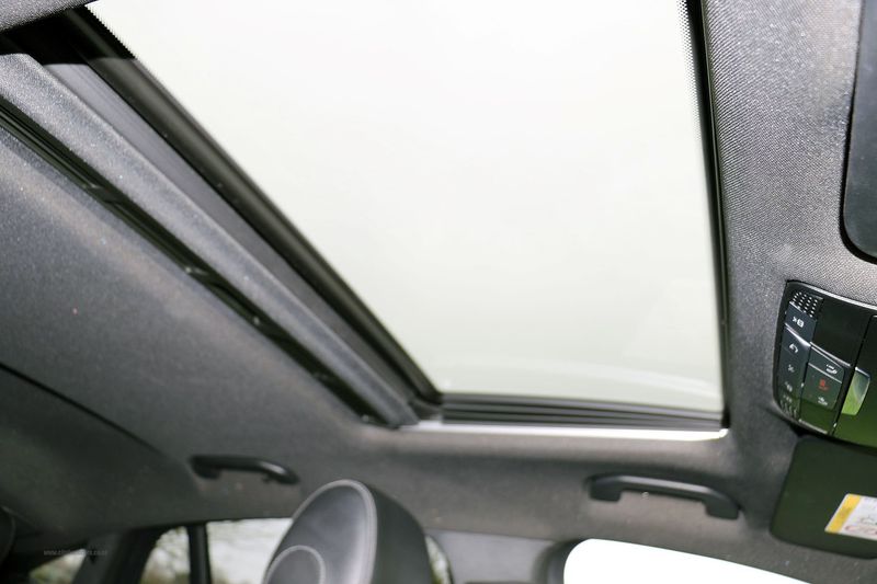 Mercedes GLC350D AMG Line Premium Plus