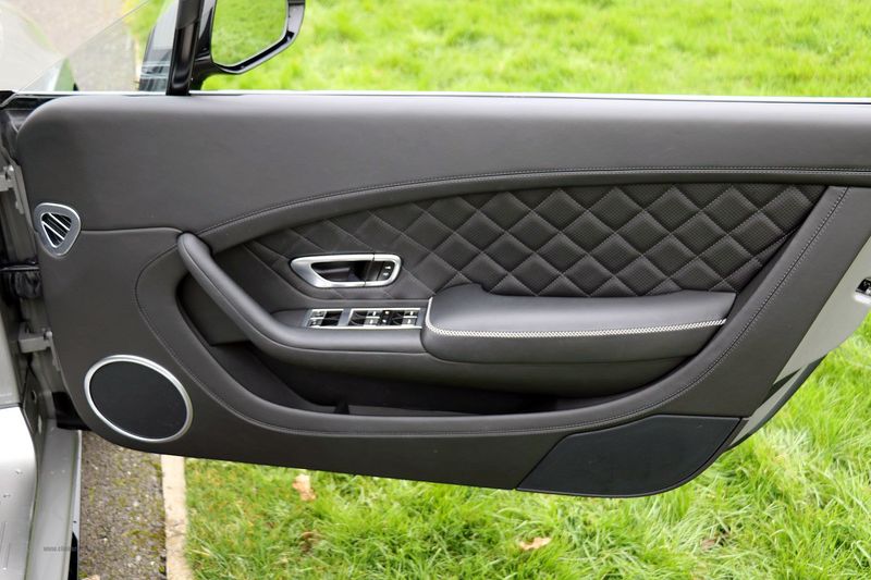 Bentley Continental GT V8 S Convertible