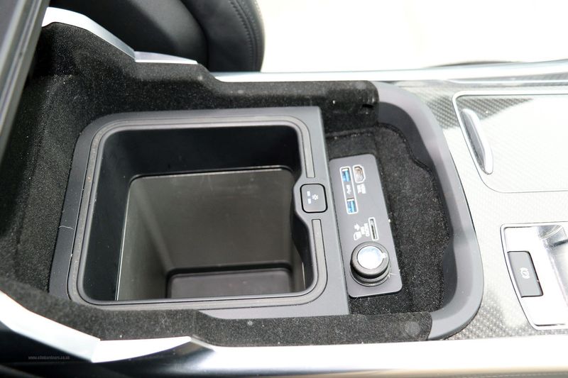 Range Rover SVR 5.0 V8 Supercharged