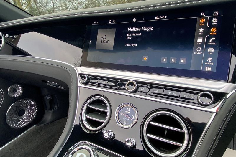 Bentley Continental GTC V8 S